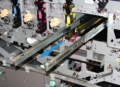 Slide out the Marking Module rails until they lock into position.