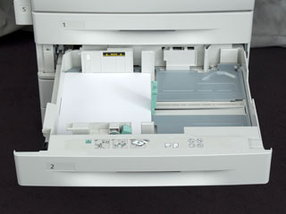 Xxxx Xerox Xxxx Xxx Video - Software Version 071.xxx.xxx.xxxxx or 072.xxx.xxx.xxxxx: Load Paper in  Trays 1, 2, 3, or 4